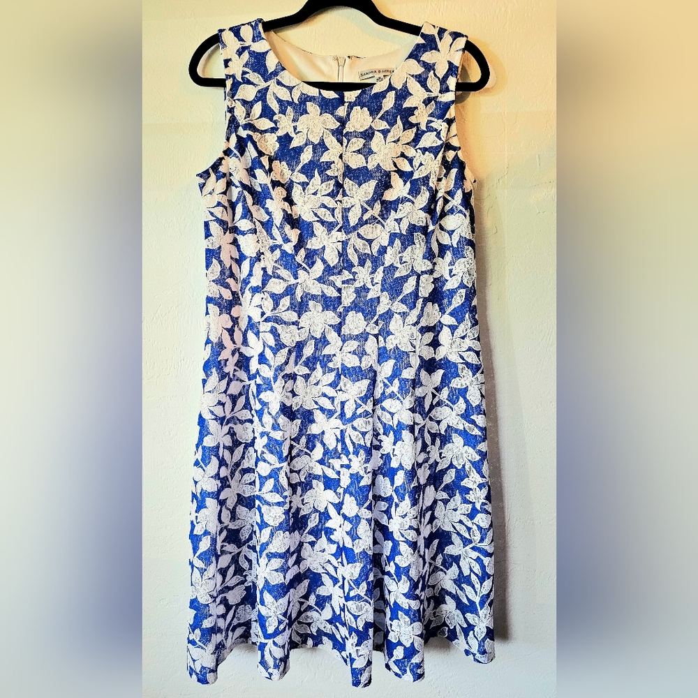 Floral Blue and White Sleeveless Dress